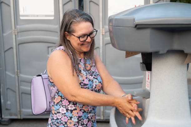 Best Luxury portable toilet rental  in Mount Sterling, OH